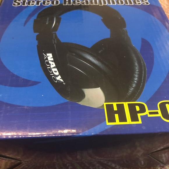 Stereo headphones by Nady  Hp03 - Picture 3 of 5